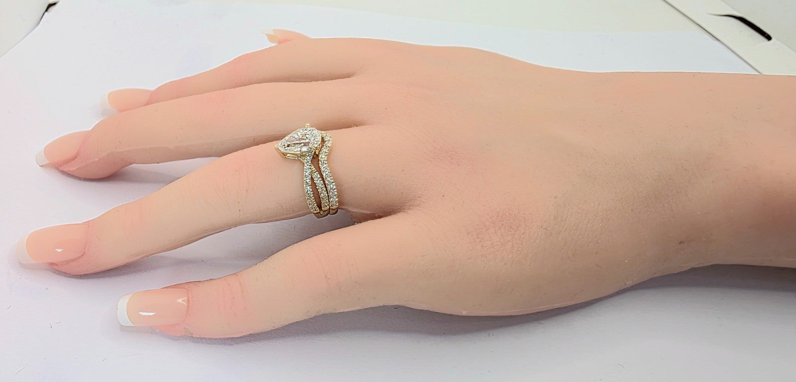 1.70 Ct Pear Shape Lab Grown Diamond Ring With Band D VS1 14k  IGI Certified