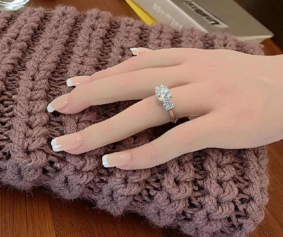 3.00 Ct D VS1 Lab Grown Round Cut Diamond Three Stone Engagement Ring IGI 14k