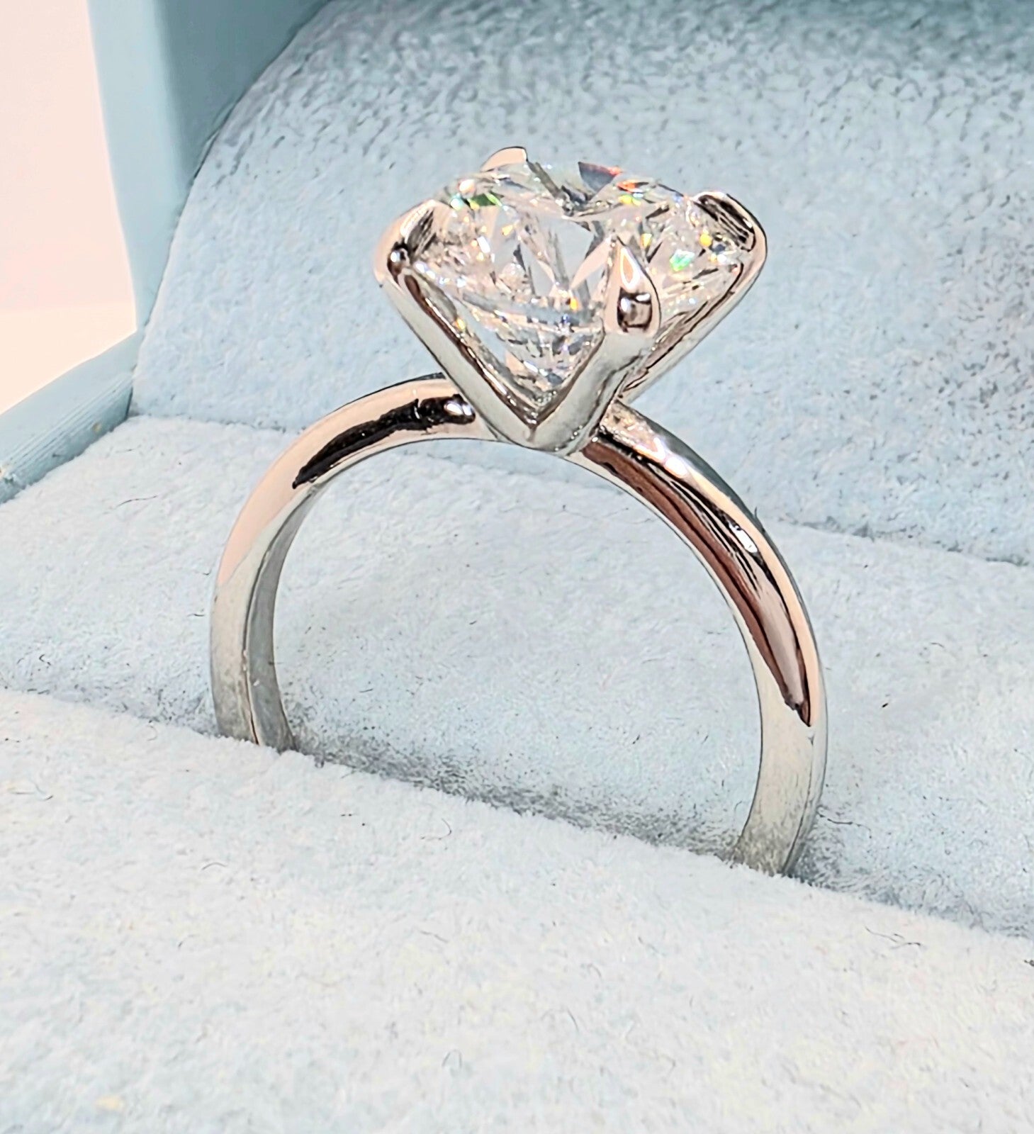 2.00 Ct D VS1 Round Solitaire Platinum Lab Grown Diamond Ring IGI Certified XXX