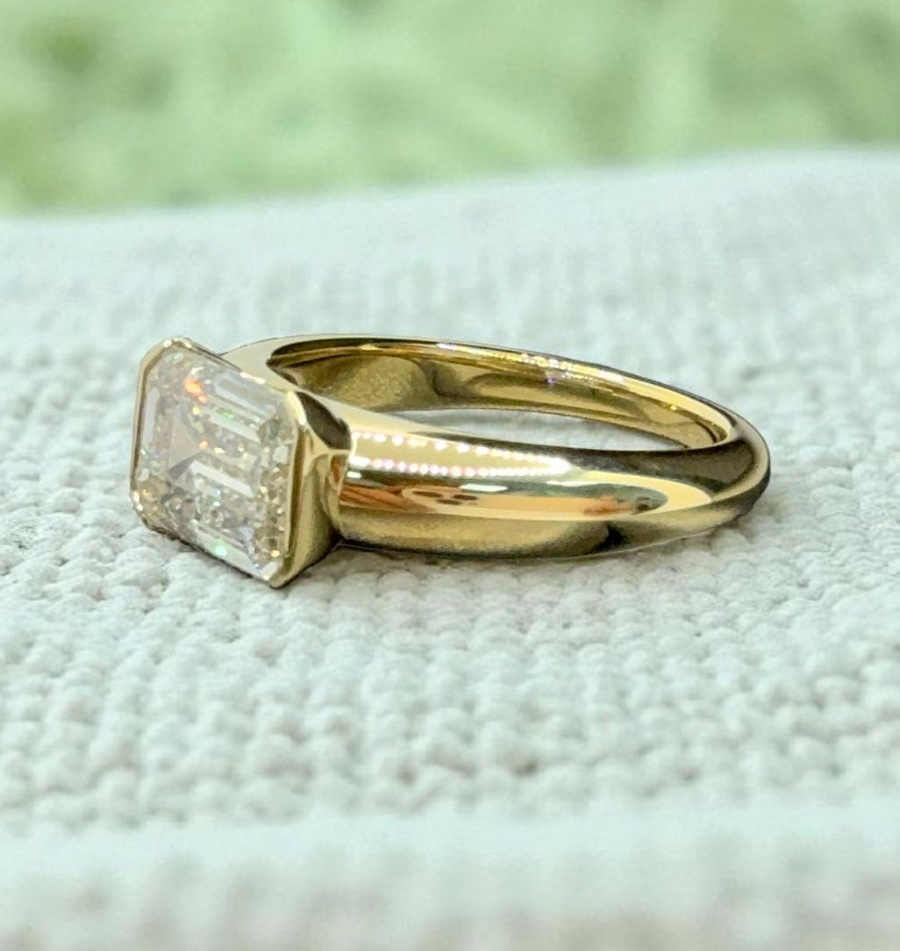 3.00 Ct IGI D VS1 Certified Emerald Cut Lab Grown Diamond Ring East West 14k