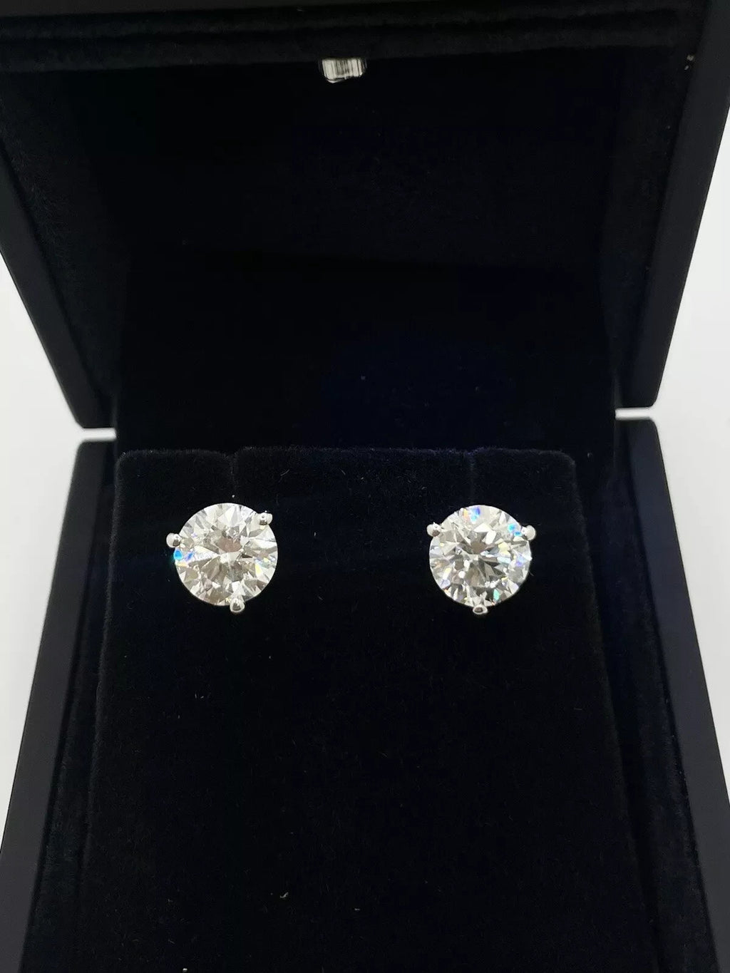 3.00 Ct D VS1 Round Lab Grown Diamond Stud Earrings IGI Certified 14k Gold
