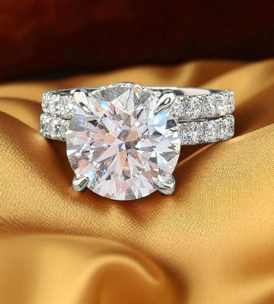 4.10 Ct D VS1 Round Lab Grown 14k Diamond Engagement Ring Set IGI Certified