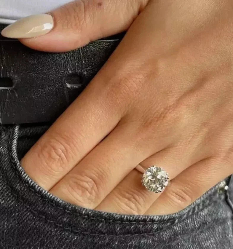 4.00 Carat Lab Grown E VVS2  IGI Certified Round Diamond Ring 14k White Gold