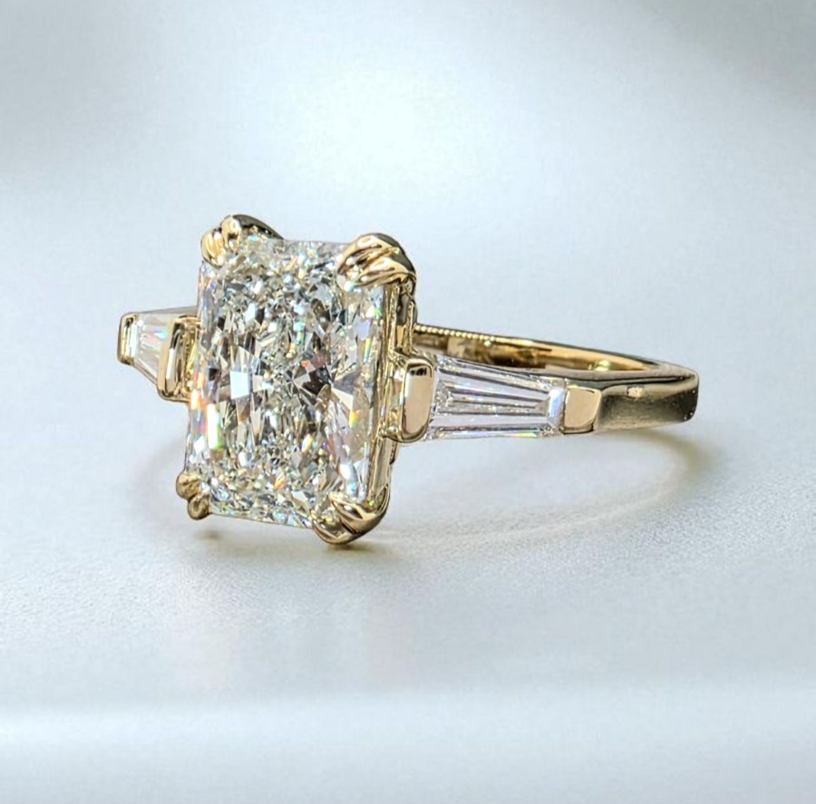 4.50 Ct E VS1 Radiant Lab Grown Diamond Ring IGI Certified 14k Yellow