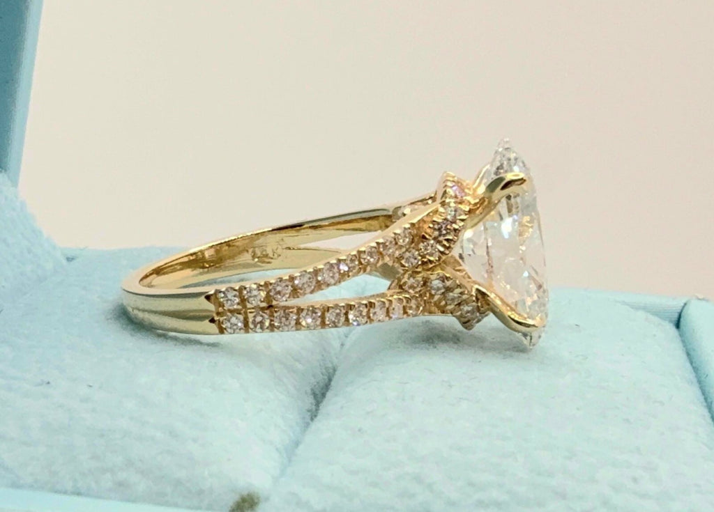 4.60 Carat E VS1 Oval Diamond Engagement Ring IGI Certified Lab Grown 14k Yellow
