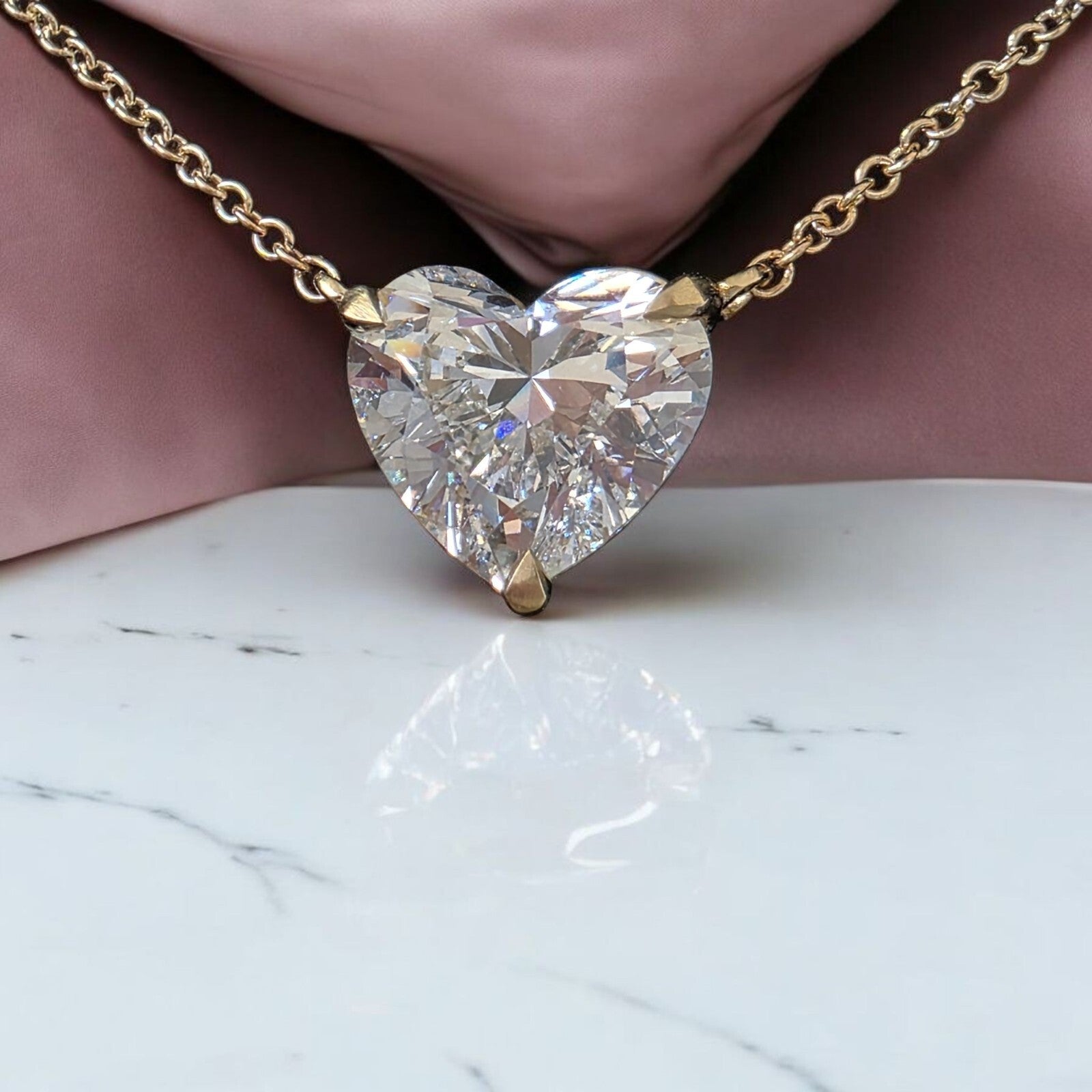 3.00 Ct D VS1 Lab Grown Heart Shaped Diamond Pendant 14k Gold IGI Certified