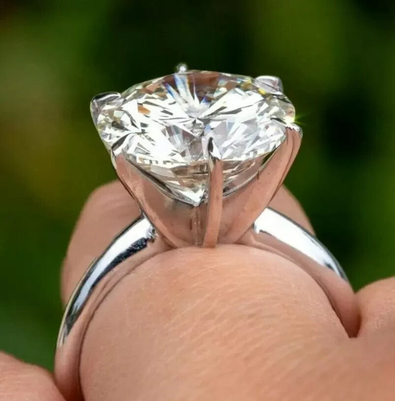 10.00 Ct F VS1 Round Solitaire Platinum Lab Grown Diamond Ring IGI Certified