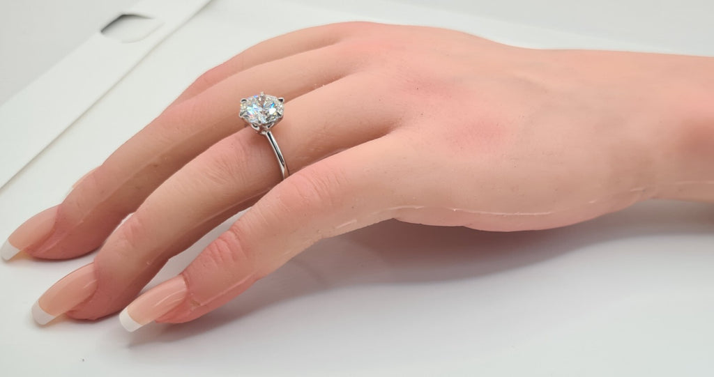 5.00 Ct F VVS2 Round Solitaire Platinum Lab Grown Diamond Ring IGI Certified