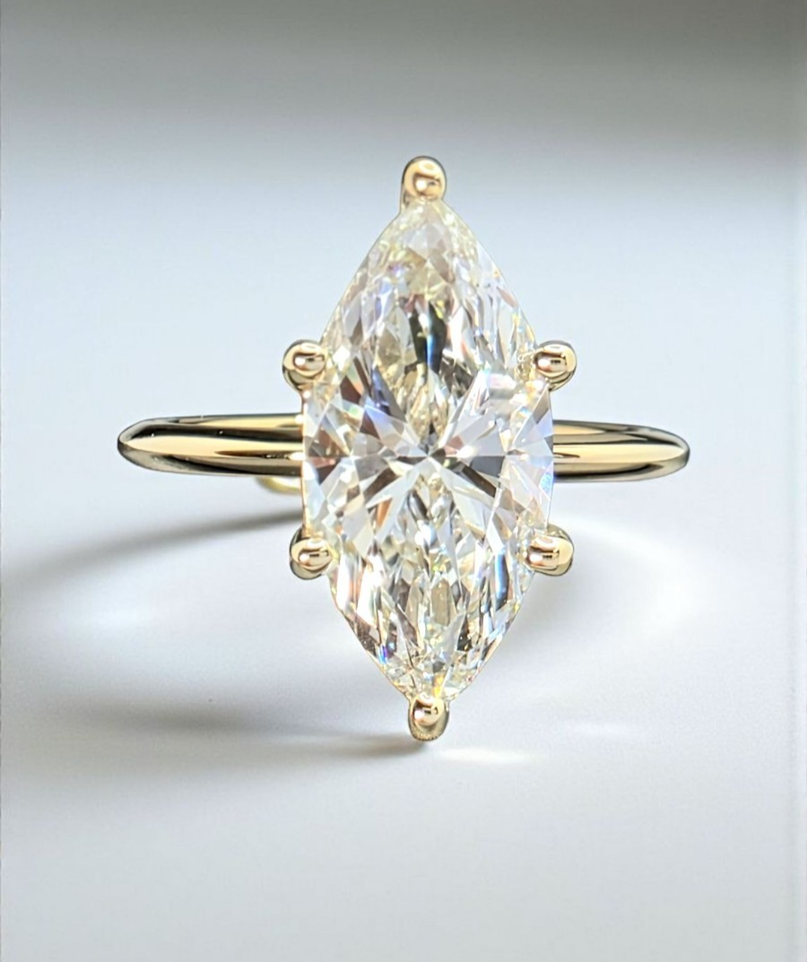 2.00 Ct Marquise E VS1 Lab Grown Diamond Ring Set in 14k Gold IGI Certified GIA