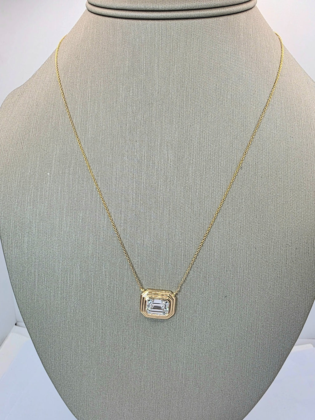2.84 Ct D VVS2 Emerald Cut Lab Grown Bezel Pendant 14k Yellow Gold IGI Certified