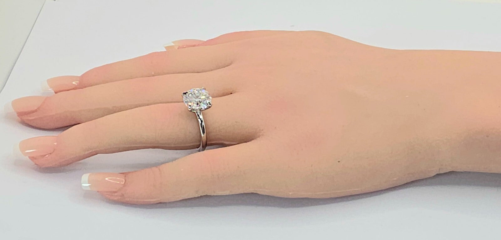2.00 Ct D VS1 Round Solitaire Platinum Lab Grown Diamond Ring IGI Certified XXX