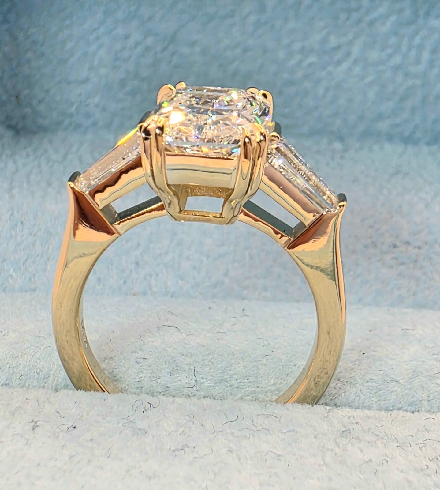 4.50 Ct E VS1 Radiant Lab Grown Diamond Ring IGI Certified 14k Yellow Gold