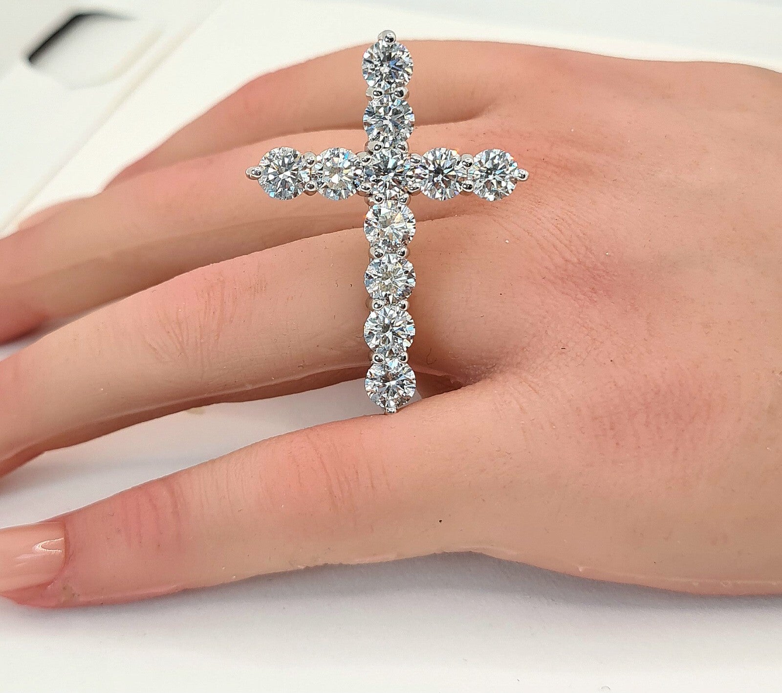 11 Ct E VS1 Round Lab Grown Huge Diamond Cross Pendant IGI 14k White Gold