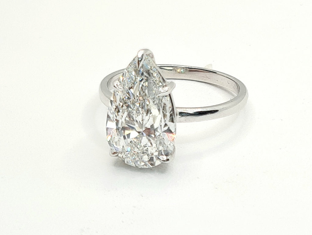 4.00 Ct Pear Shape F VS2 Diamond Ring Lab Grown Diamond IGI Certified Platinum