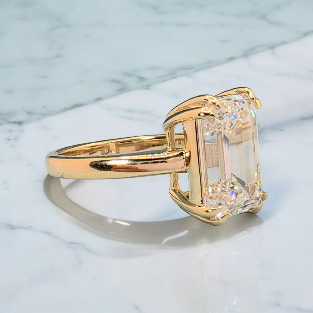 4.00 Carat IGI Certified Emerald Cut E VS1 Lab Grown Diamond Ring 14k Gold