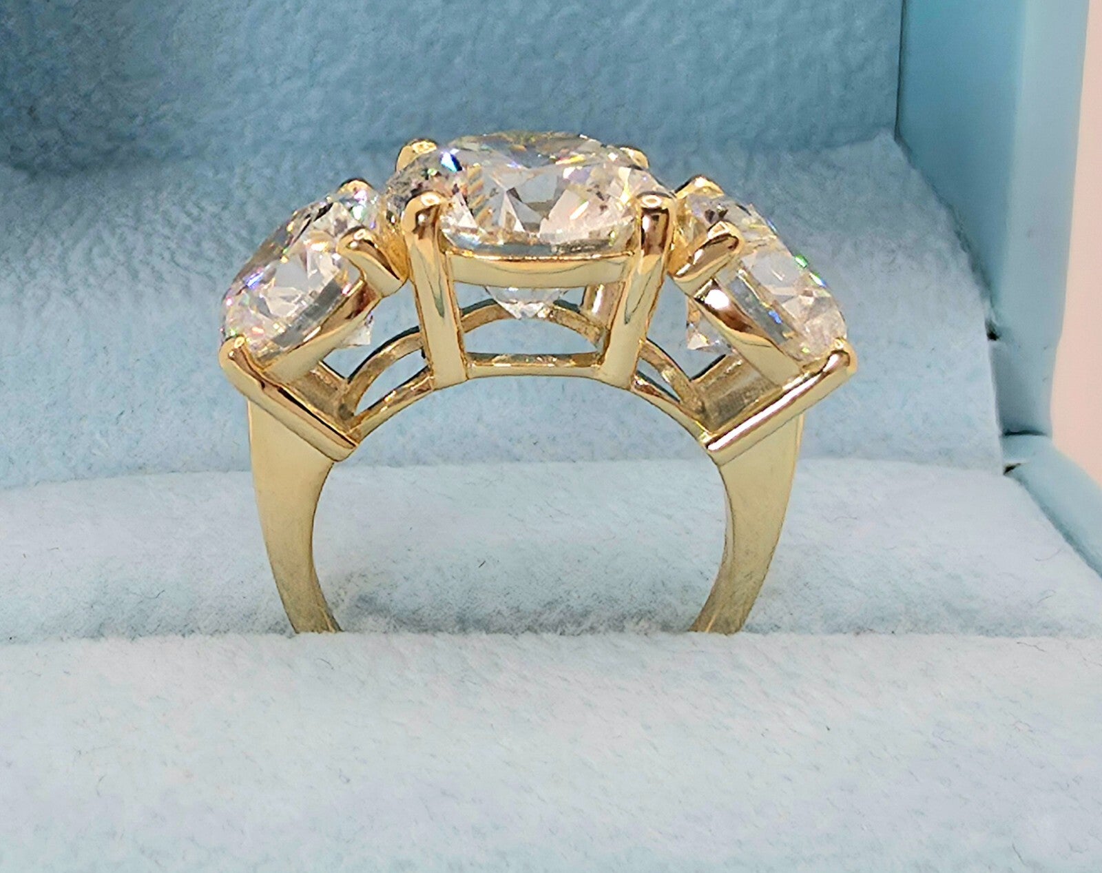 10.00 Carat Round Diamond E VS1 3 Stone Ring IGI Certified Lab Grown 14k Yellow