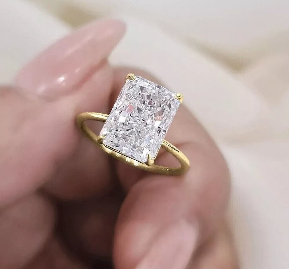 5.00 Ct G VS1 Radiant IGI Certified Lab Grown Diamond Ring Set in 18k Yellow