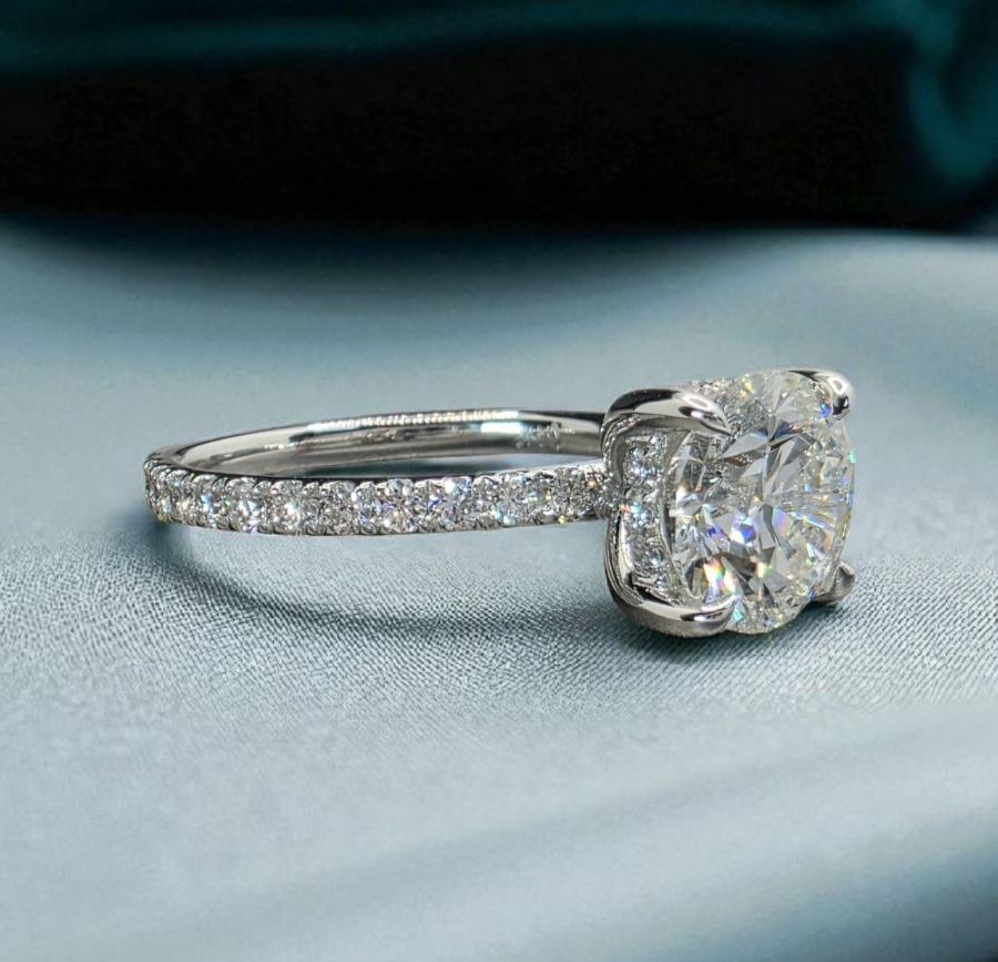 2.52 Ct D VS1 Lab Grown Round Diamond Engagement Ring IGI Certified 14k White