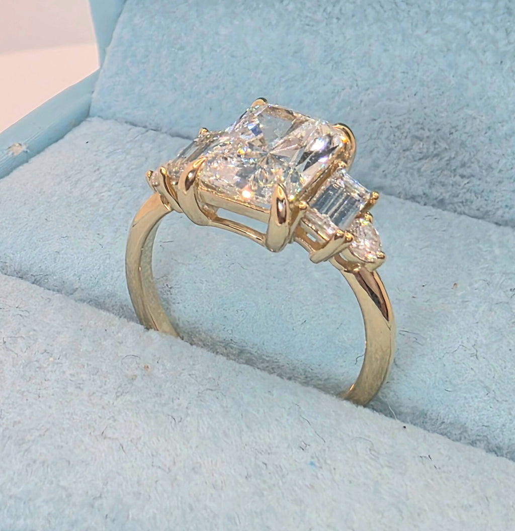 2.30 Ct Radiant E VS1 14k White Gold Lab Grown Diamond Ring IGI Certified