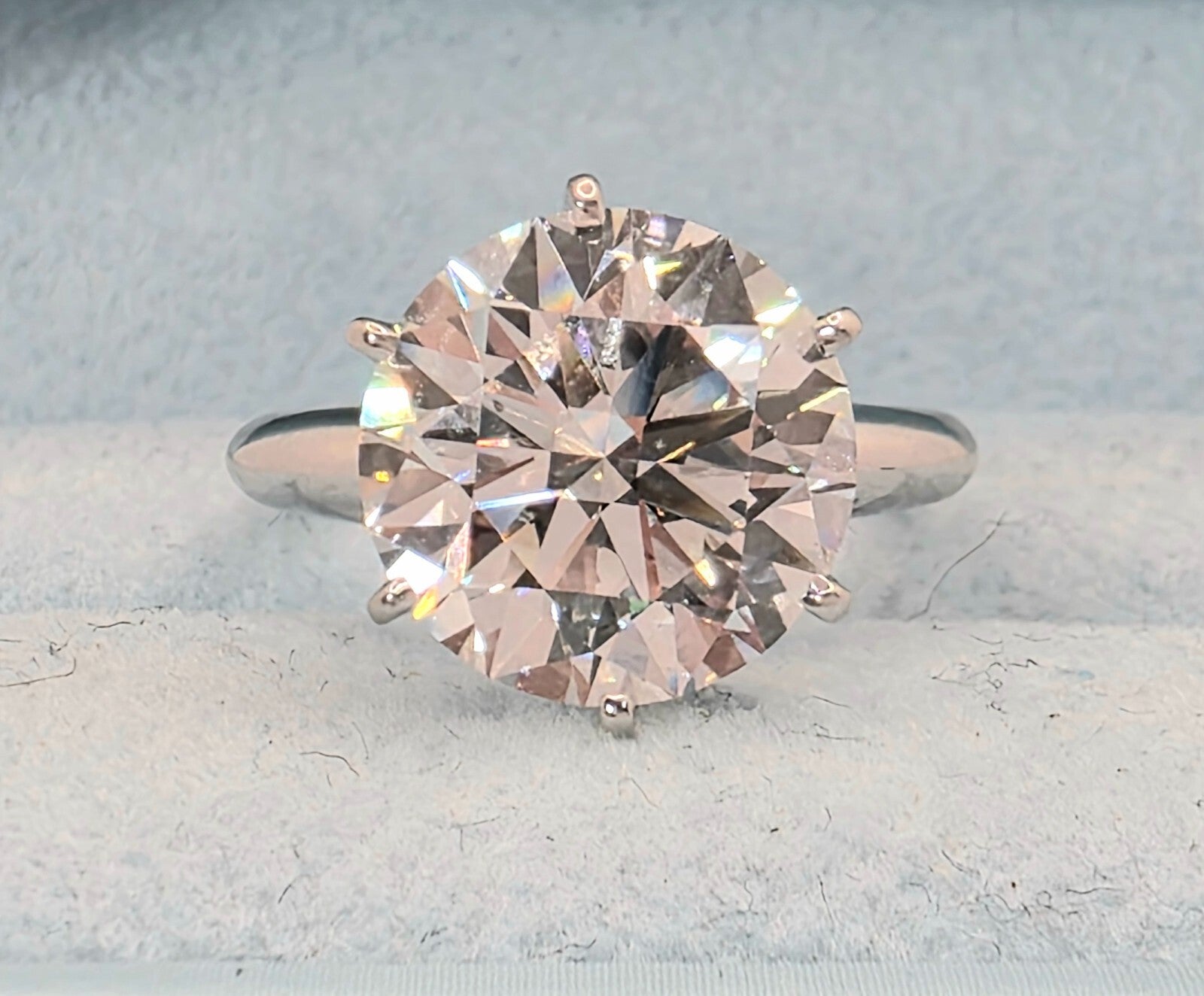 3.00 Carat D VS1 Round Solitaire Platinum Lab Grown Diamond Ring IGI Certified