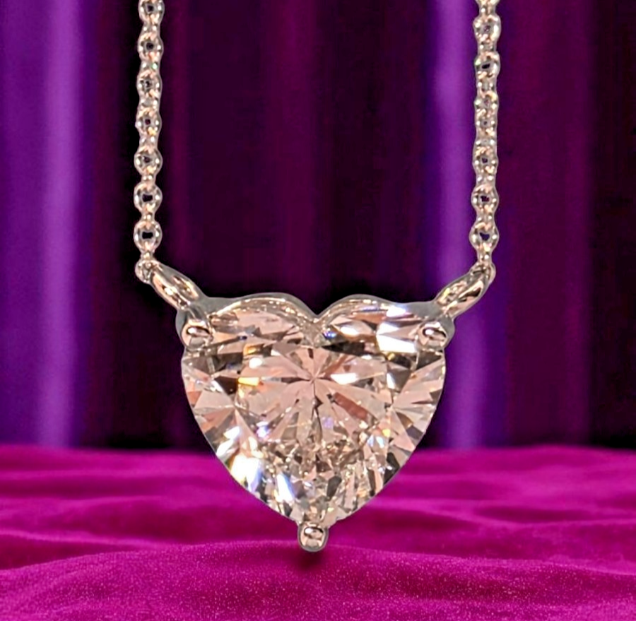 3.00 Ct D VS1 Lab Grown Heart Shaped Diamond Pendant 14k Gold IGI Certified