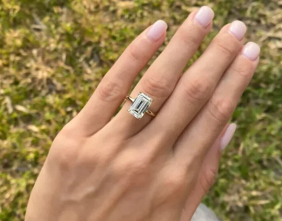 5.00 Ct E VS1 Emerald Cut Diamond Ring Lab Grown IGI Certified 14k Yellow Gold