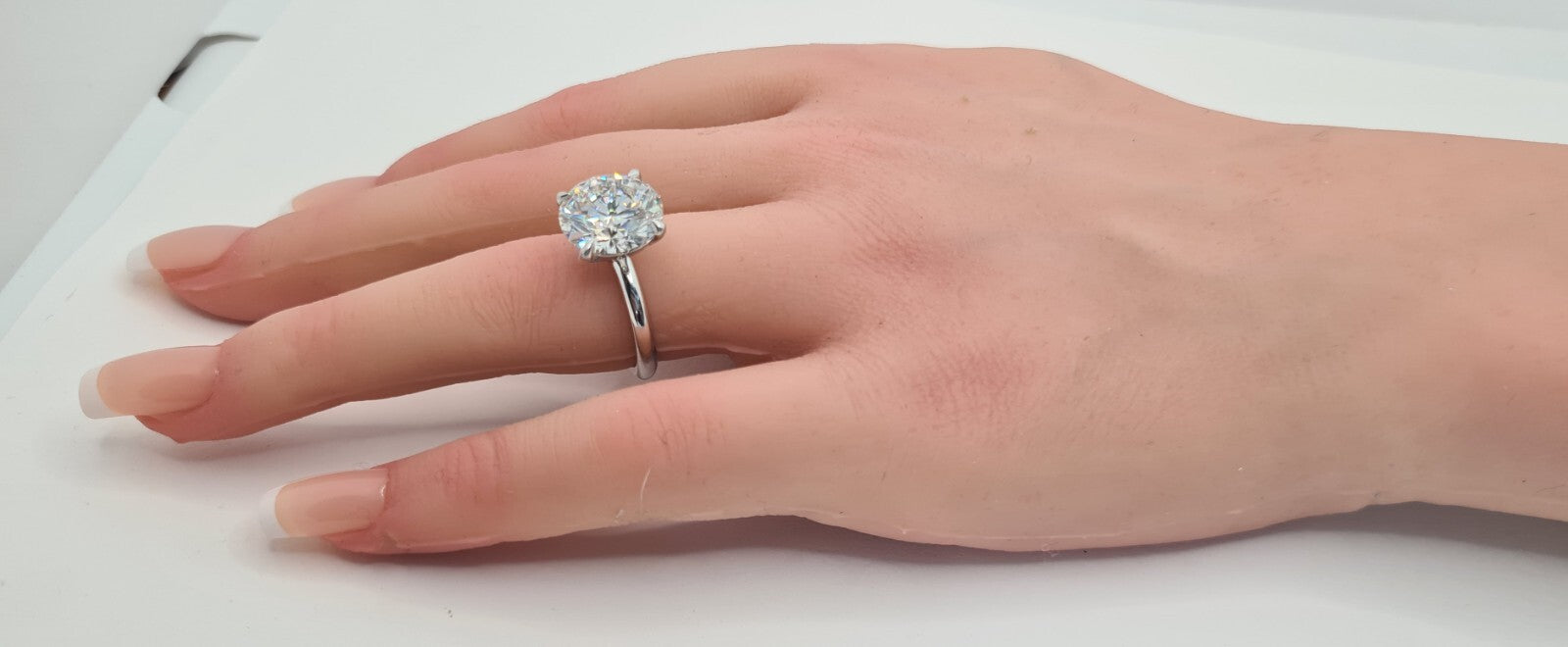 6.00 Carat Round Solitaire Platinum Lab Grown Diamond Ring IGI Certified G VS1