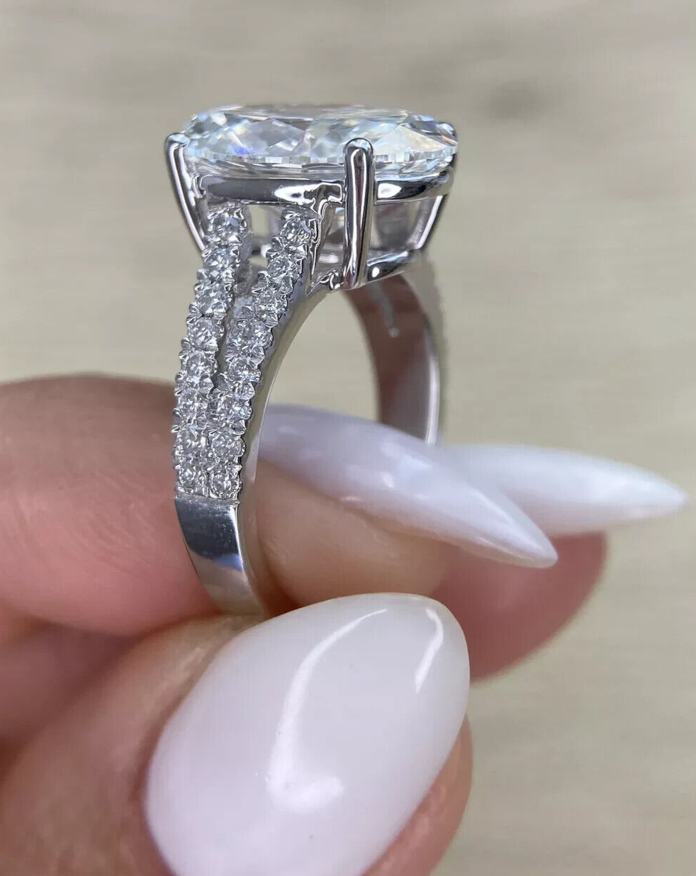 5.60 Ct F VS1 Carat Oval Lab Grown Diamond Ring IGI Certified 14k Gold