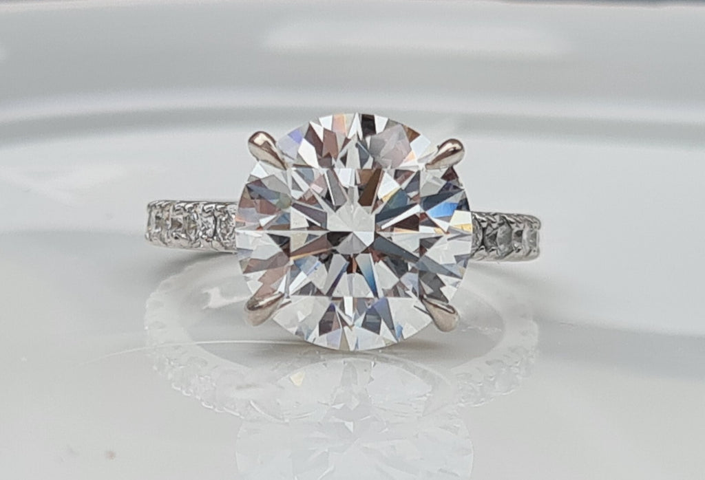 5.68 Ct E VS1 Round Platinum Diamond Engagement Ring IGI Certified Lab Grown