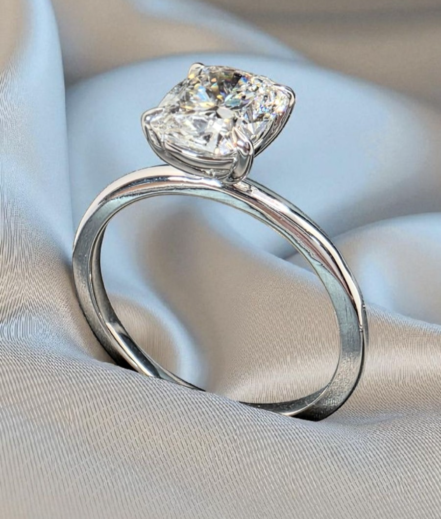 3.00 Ct D VS1 Cushion Cut Diamond Ring Lab Grown Diamond IGI Certified Platinum