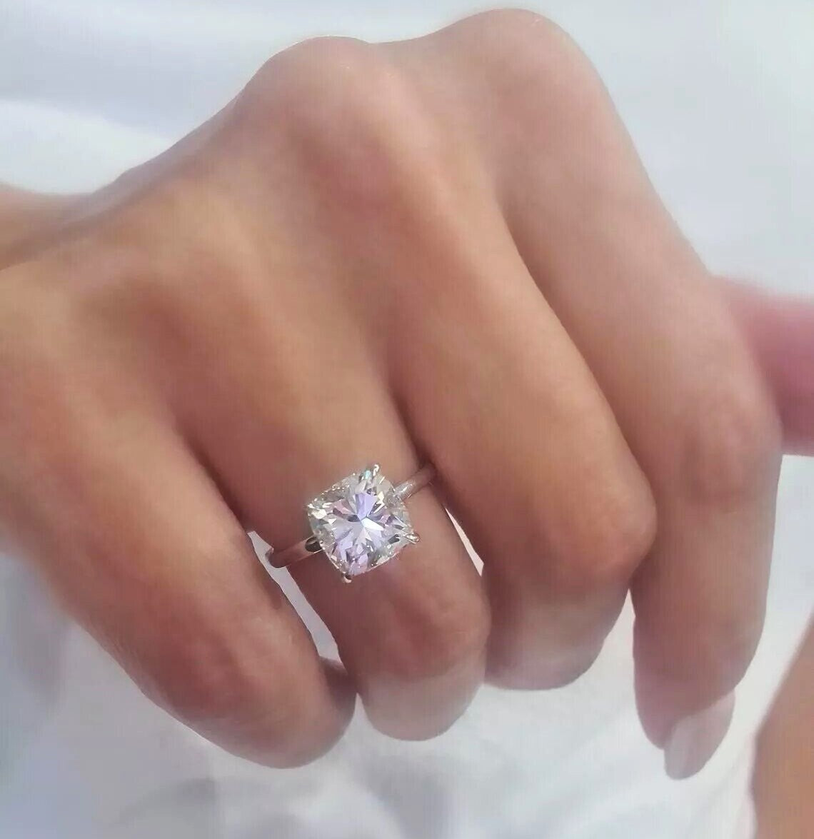 4.00 Ct G VS1 Cushion Cut IGI Certified Lab Grown Diamond Ring Set in Platinum