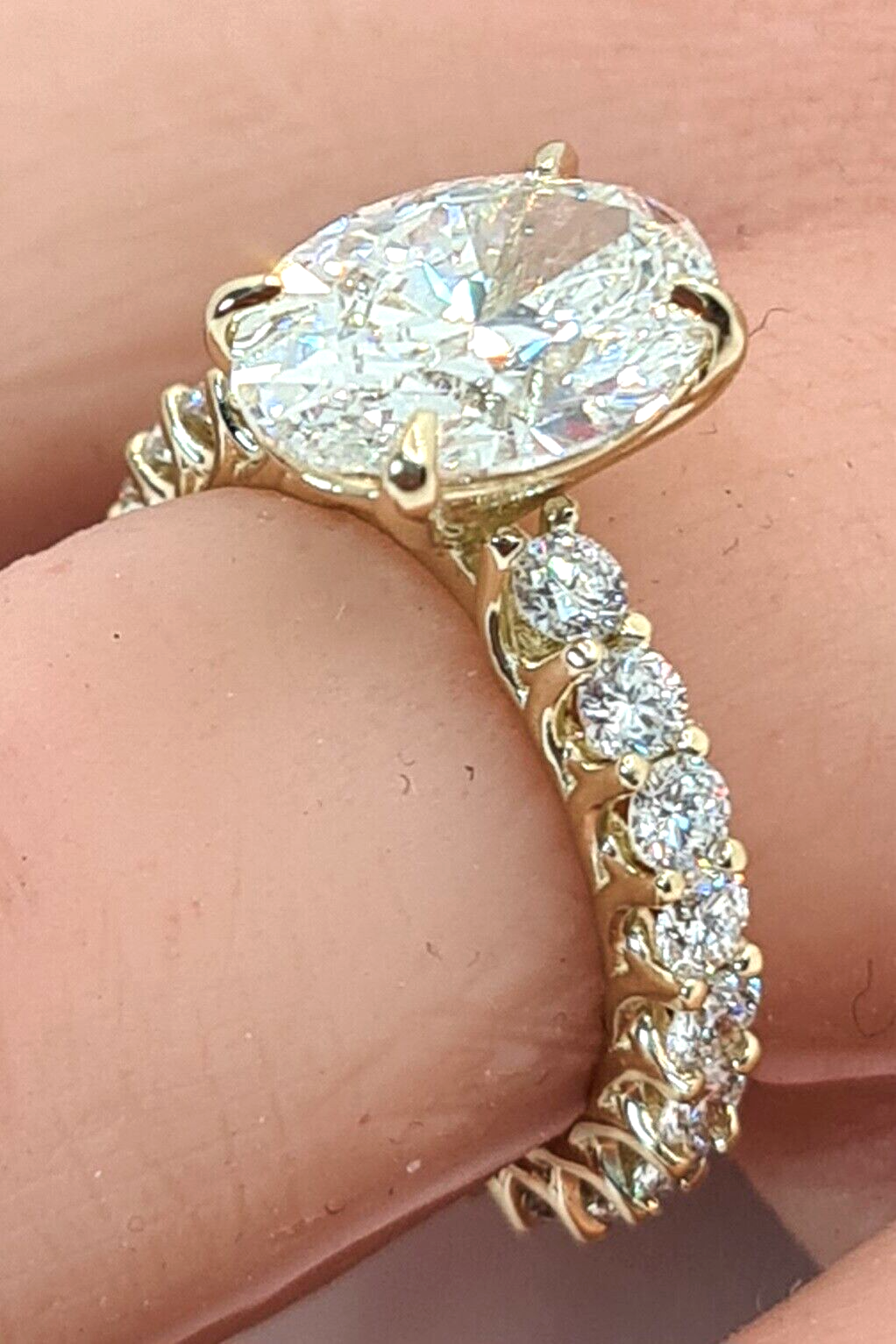 6.27 Ct F VS1 Carat Oval Lab Grown Diamond Ring IGI Certified 14k Yellow Gold