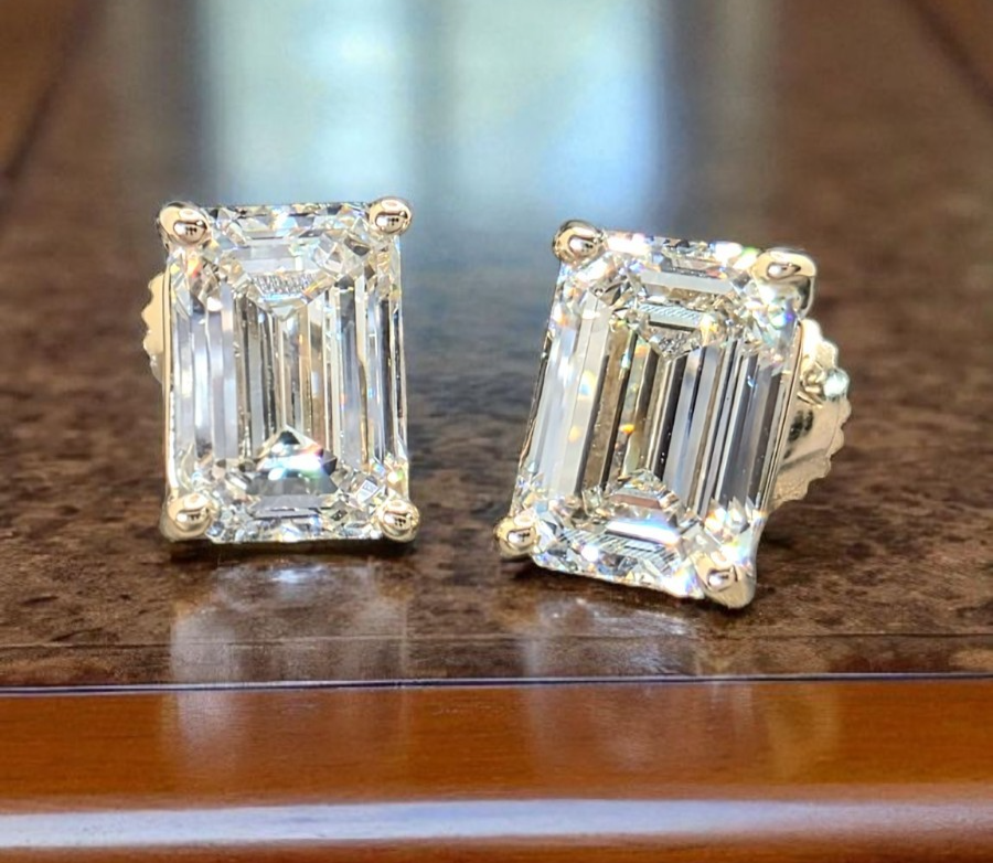 2Ct D VS1 TW Emerald Cut Diamond Studs 14k Gold Lab Grown IGI Certified
