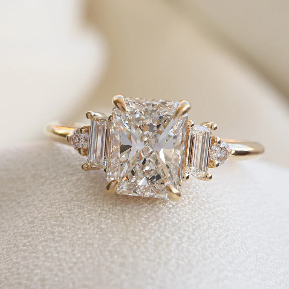 2.30 Ct Radiant E VS1 14k Yellow Gold Lab Grown Diamond Ring IGI Certified