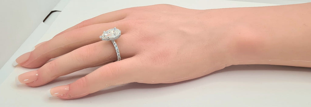 IGI 6 CT, Solitaire Lab-Grown Pear Diamond Engagement Ring, 950 Platinum
