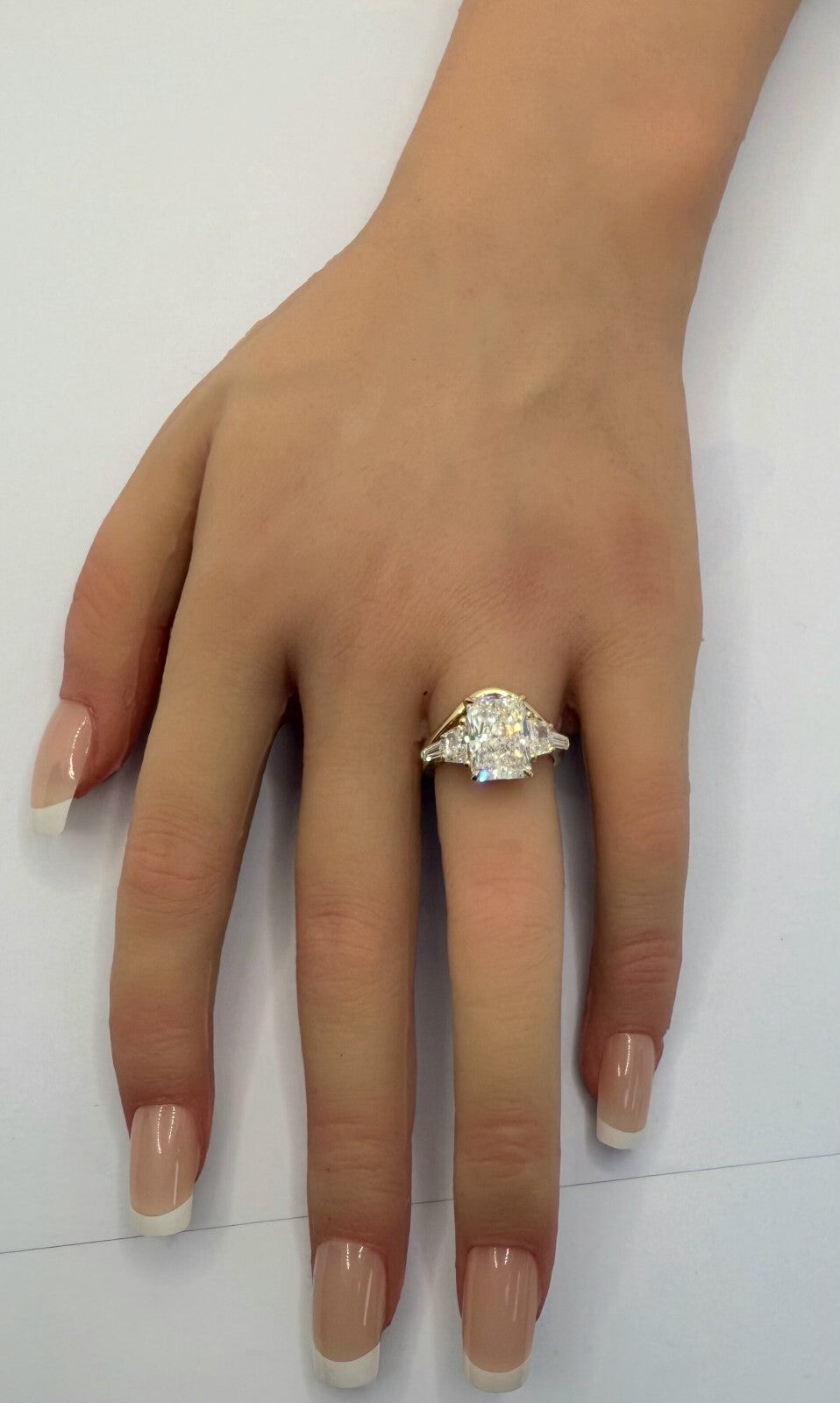 4.70 Ct E VS1 Radiant Lab Grown Diamond Ring IGI Certified 14k Gold W/ Band