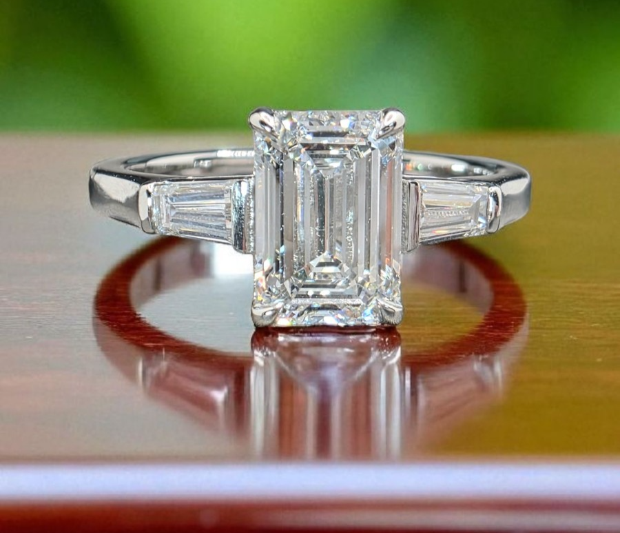1.55 Ct GIA Authenticated E VS1 Lab Grown Emerald Cut Diamond Ring Platinum