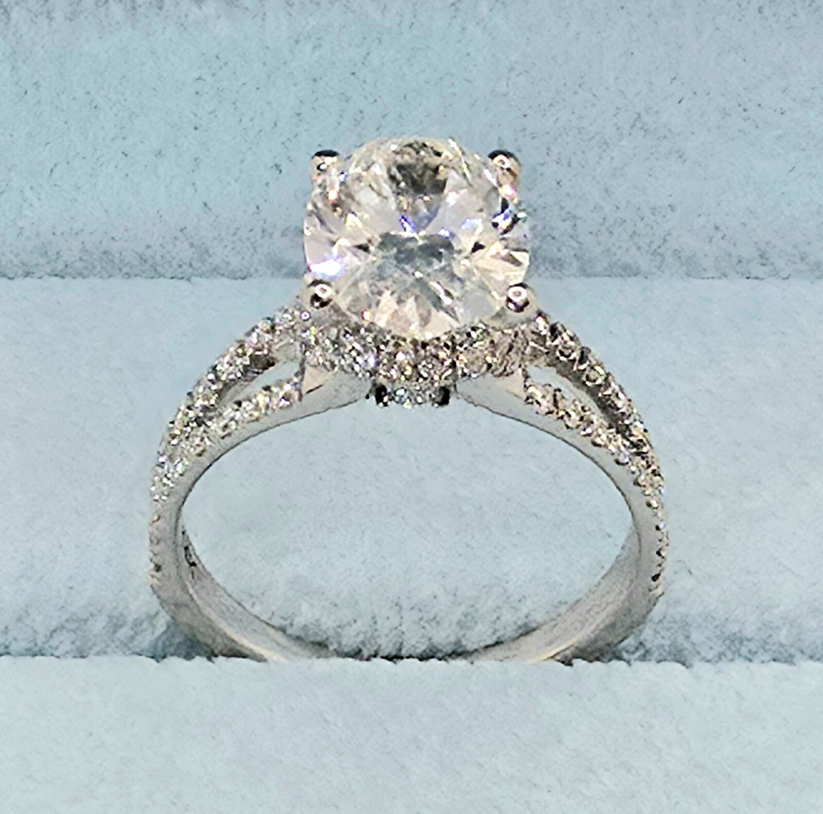 3.50 Carat E VS1 Oval Diamond Engagement Ring IGI Certified Lab Grown 14k White