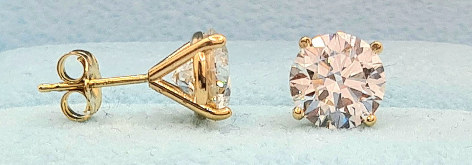 2.00 Ct Round Lab Grown E VVS2 Diamond Studs Ideal 14K Yellow Gold IGI Certified