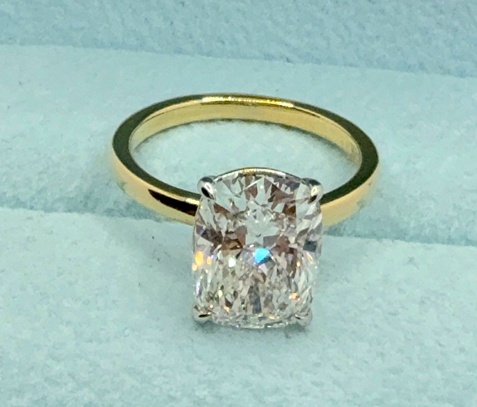 5.00 Carat Cushion F VS1 14k Yellow Lab Grown Diamond Ring IGI Certified