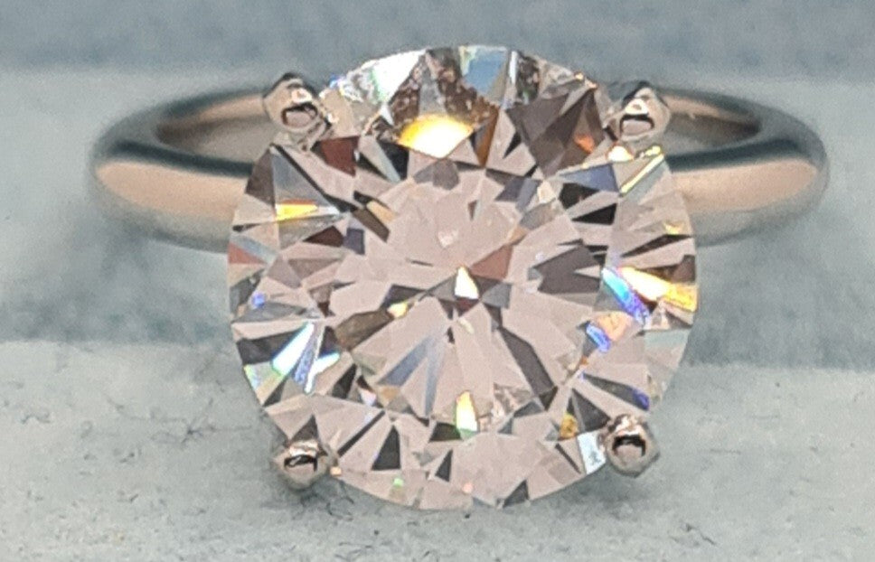 3.00 Ct E VS1 14k Round Solitaire Lab Grown Diamond Ring IGI Certified