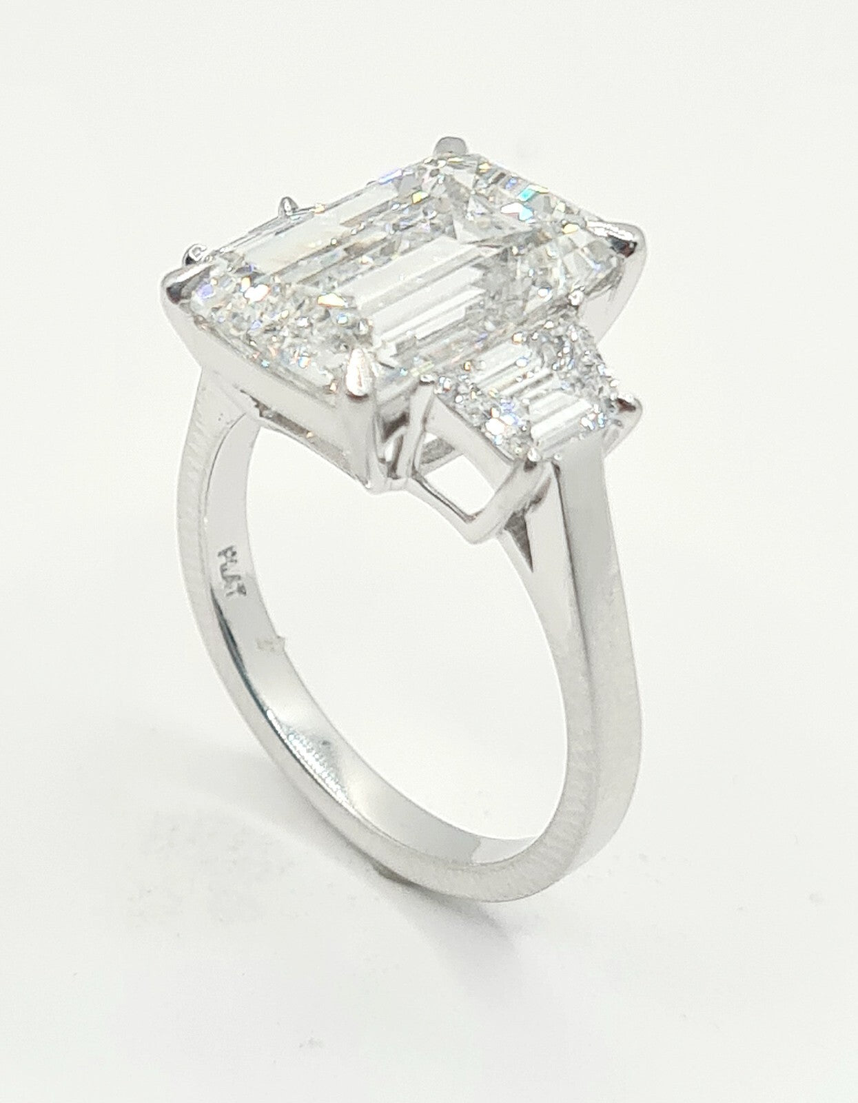 4.60 Carat E VS1 Platinum Emerald Cut Lab Grown Diamond Ring IGI Certified