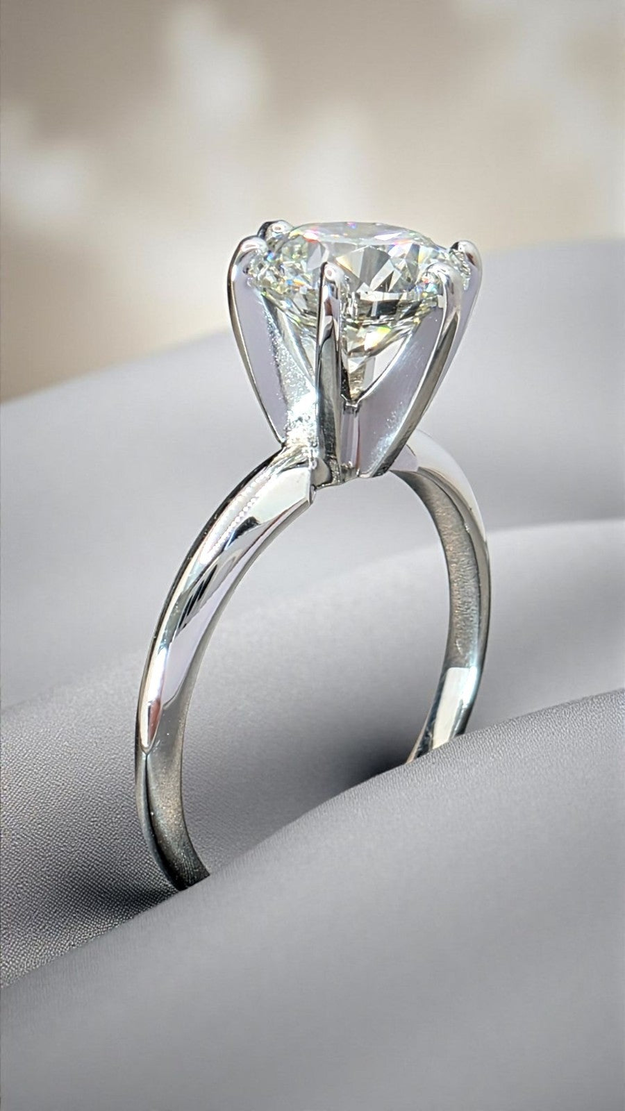 2.00 Ct F VS1 Round Solitaire Lab Grown Diamond Ring IGI Certified 14k Gold