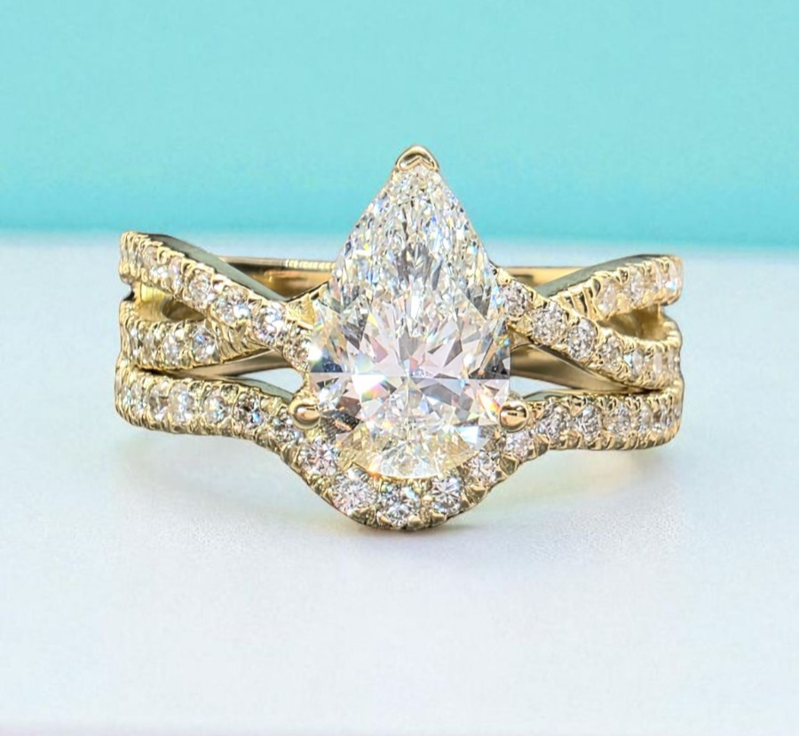 1.70 Ct Pear Shape Lab Grown Diamond Ring With Band D VS1 14k  IGI Certified