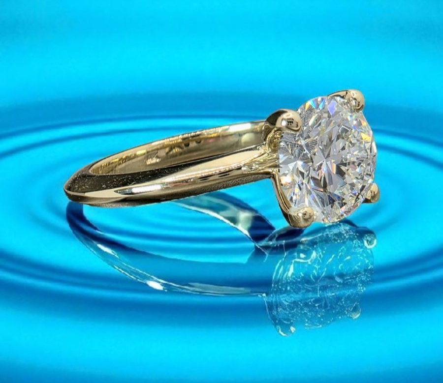 2.00 Ct D VS1 Round Solitaire Lab Grown Diamond Ring 14k Yellow IGI Certified
