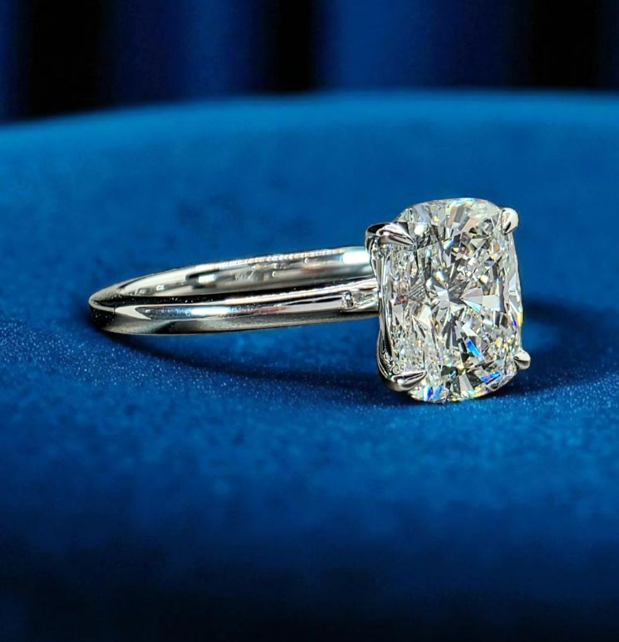 2.50 Ct E VS1 Cushion Cut Diamond Ring Lab Grown Diamond IGI Certified Platinum