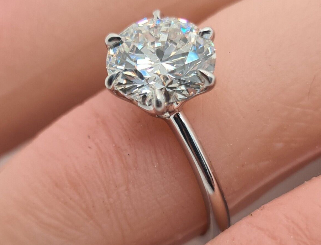 4.00 Ct E VVS2 Round Solitaire Platinum Lab Grown Diamond Ring IGI Certified