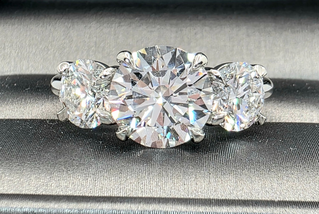 5.00 CT E VS1 Lab Grown Round Cut Diamond Three Stone Engagement Ring IGI Plat