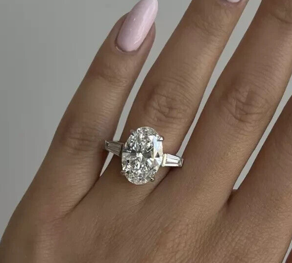 10.70 Ct Lab Grown G VS2 Platinum Oval Diamond Engagement Ring IGI Certified