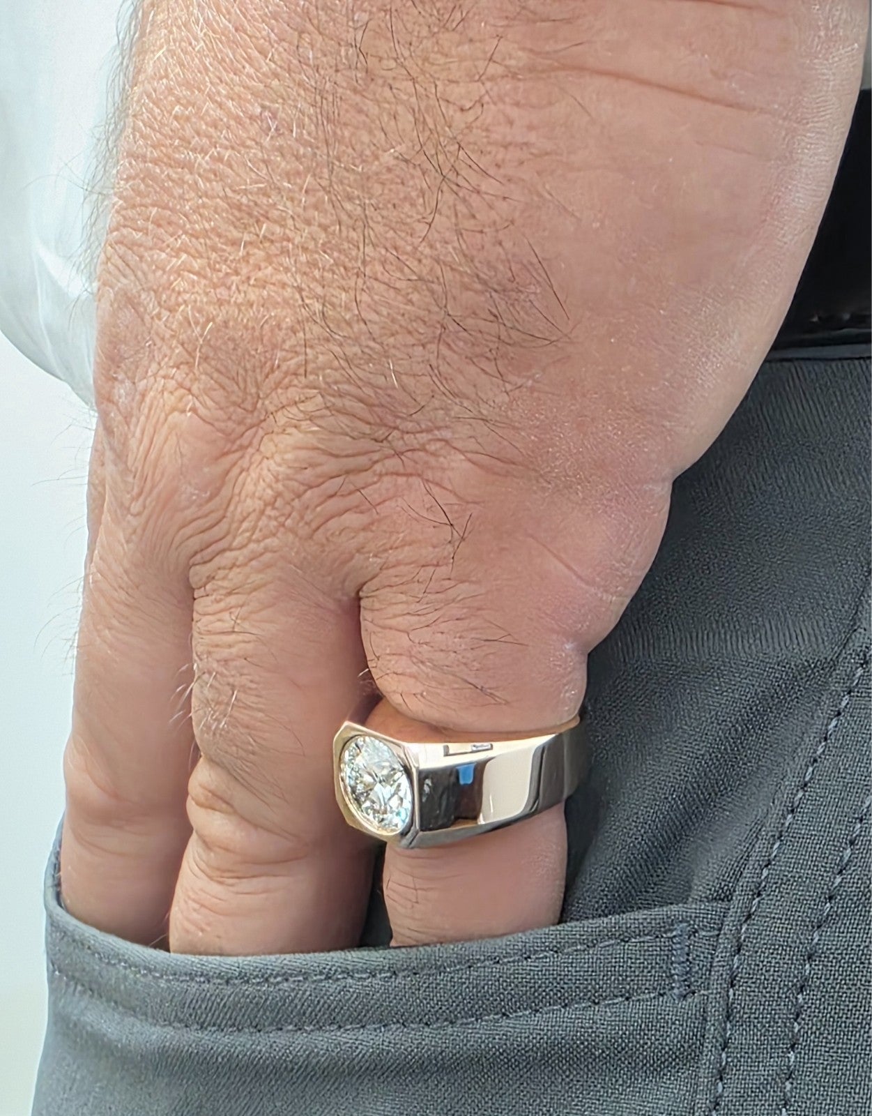 4.00 Ct D VS1 Lab Grown Round Diamond Men's Ring 14k Yellow Gold IGI Certified